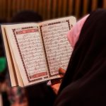 كيف أجمع بين حفظ القرآن ومراجعته (استشارة)